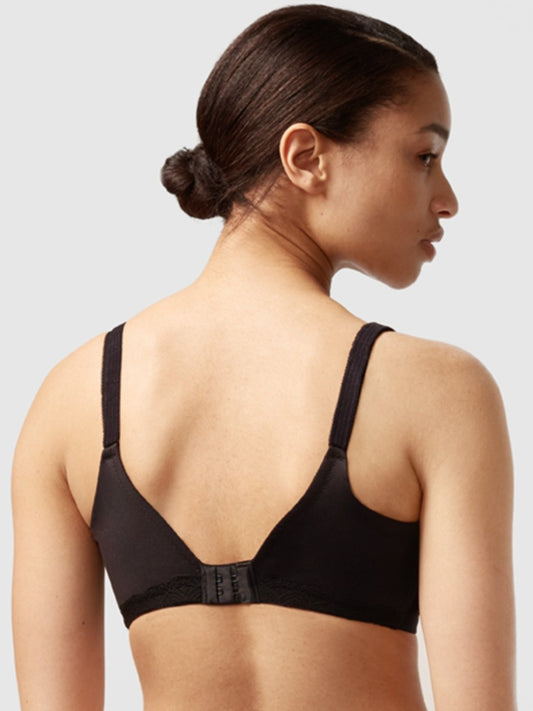 This wire-free option from the C Comfort line of bras by Chantelle is designed to provide coverage and support with lightweight, flexible cups that will create a smooth, t-shirt look without wrinkling or bulging. Constructed with a soft, brushed knit fabric, it will have the sensation of wearing a "second skin". Double lined band smooths back, hugs securely for all-day lift and comfort.