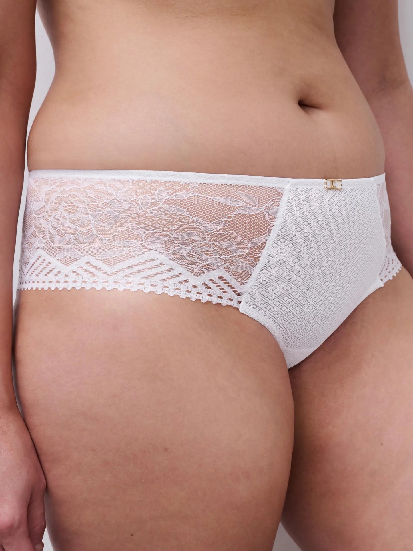ORIGINS Lace Shorty