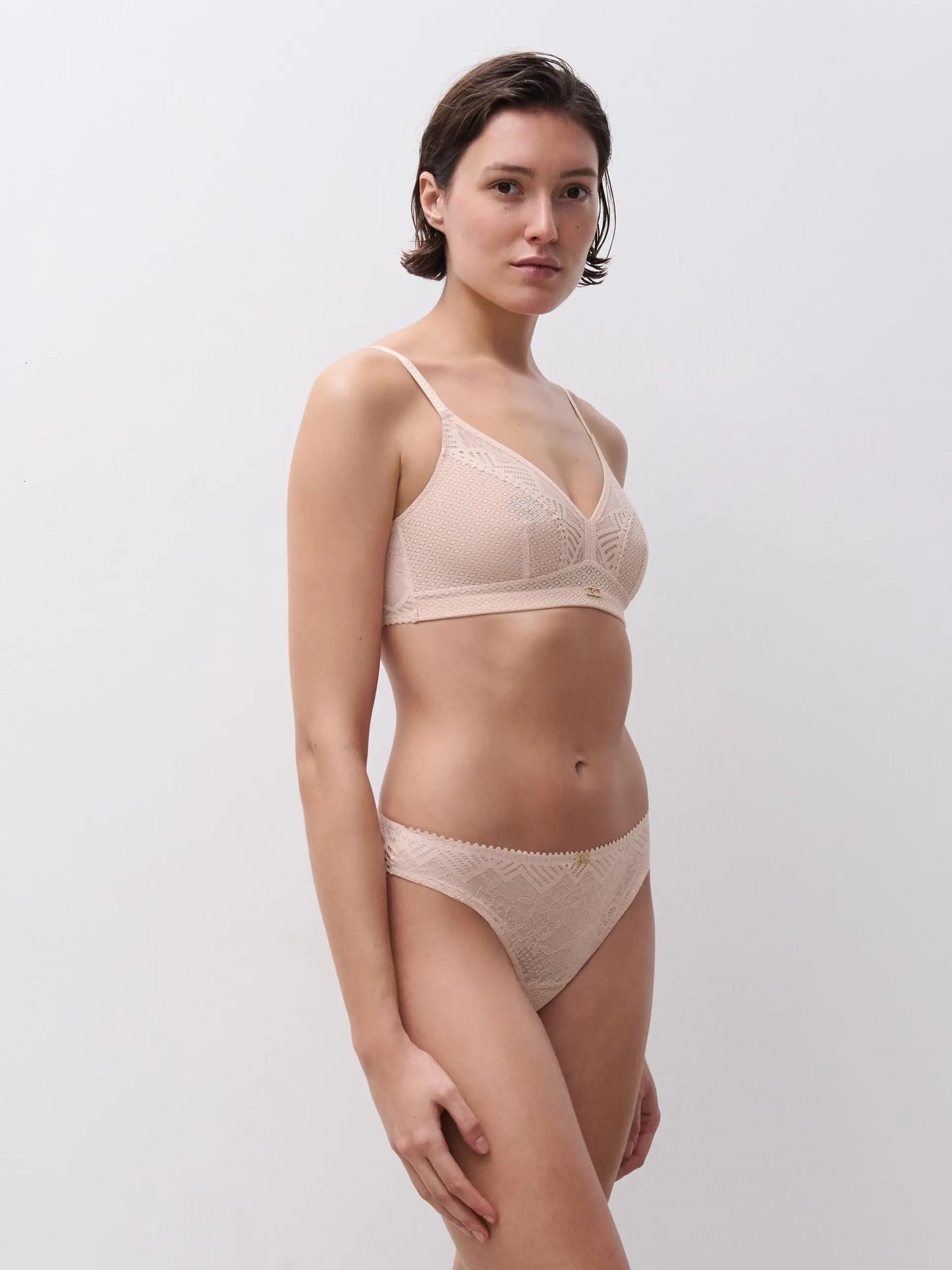 ORIGINS Lace Tanga