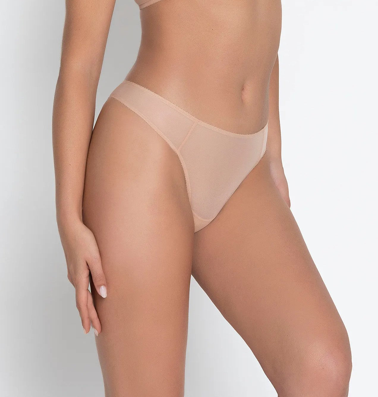 RÉVÉLATION BEAUTÉ Thong